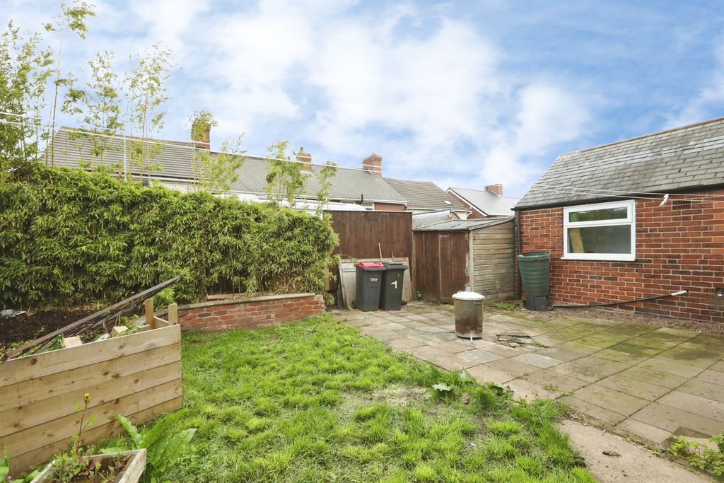 Property photo 3 of 14