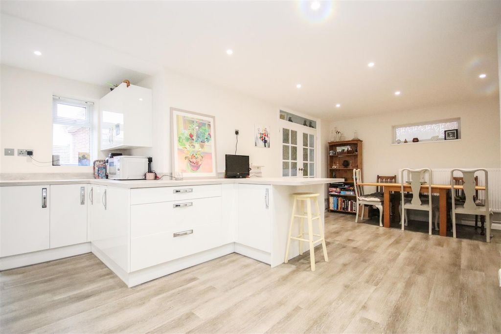 Property photo 2 of 26 Img_9555.Jpg