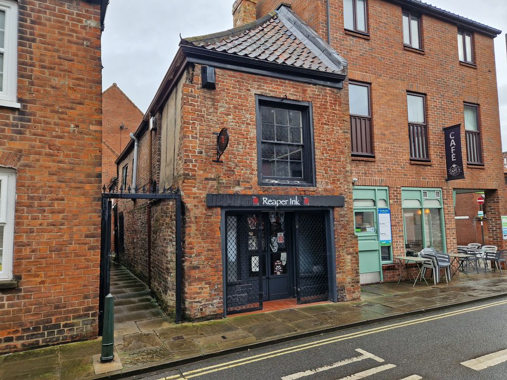 Property photo 1 of 4