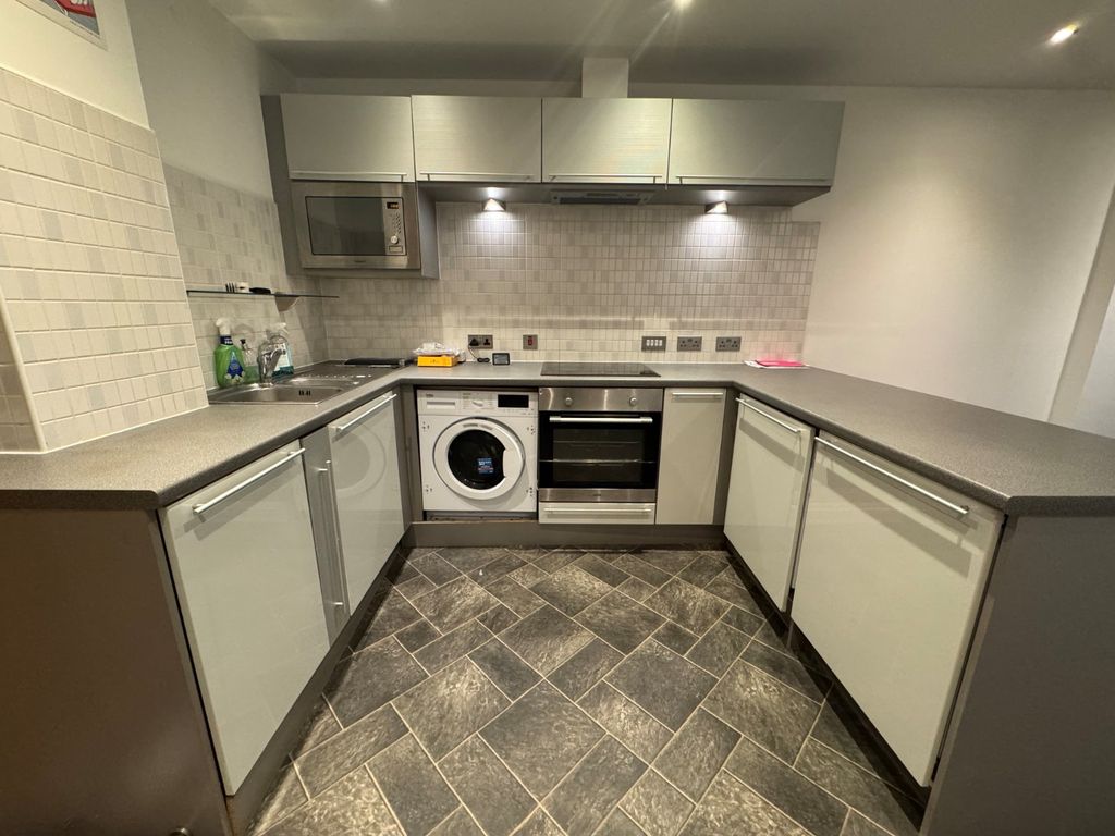 Property photo 2 of 6 Picture No. 08