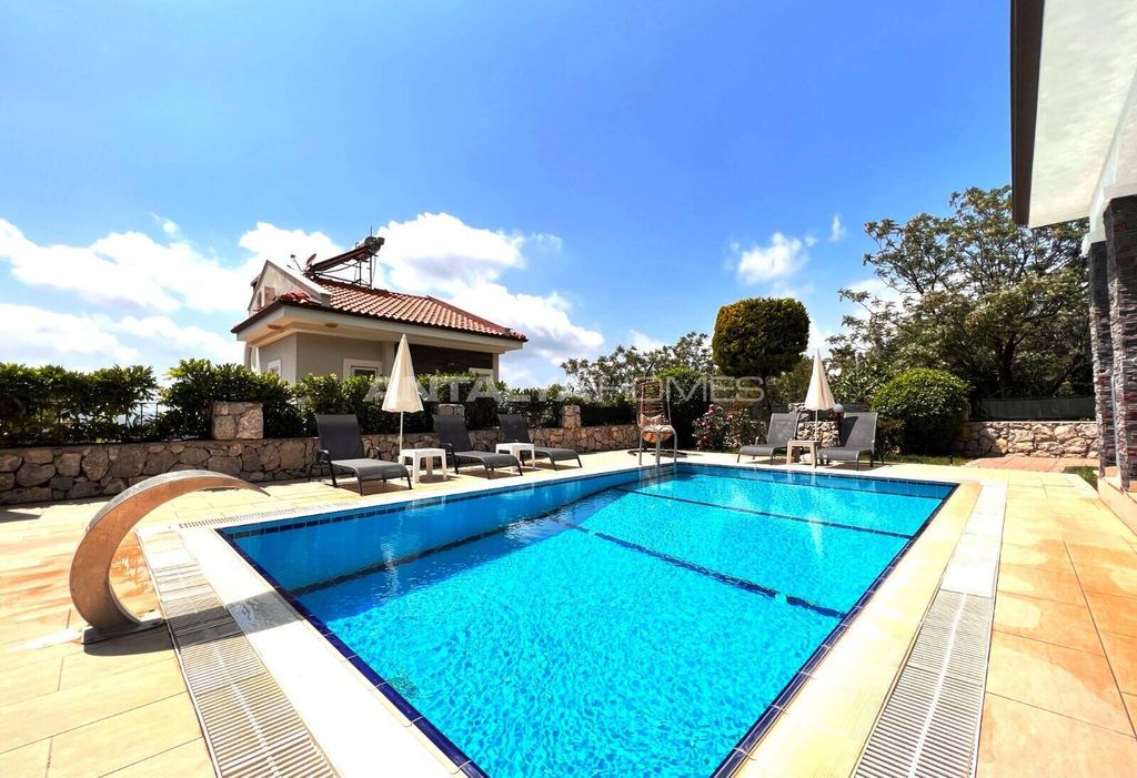 Property photo 3 of 20