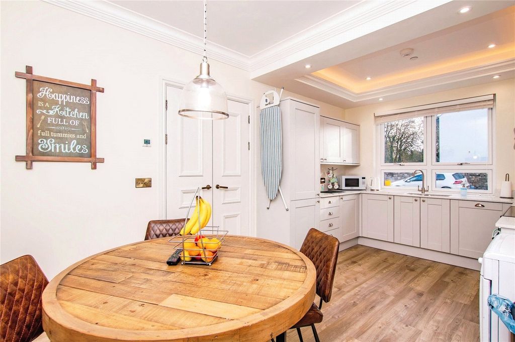 Property photo 3 of 15 Picture No. 04