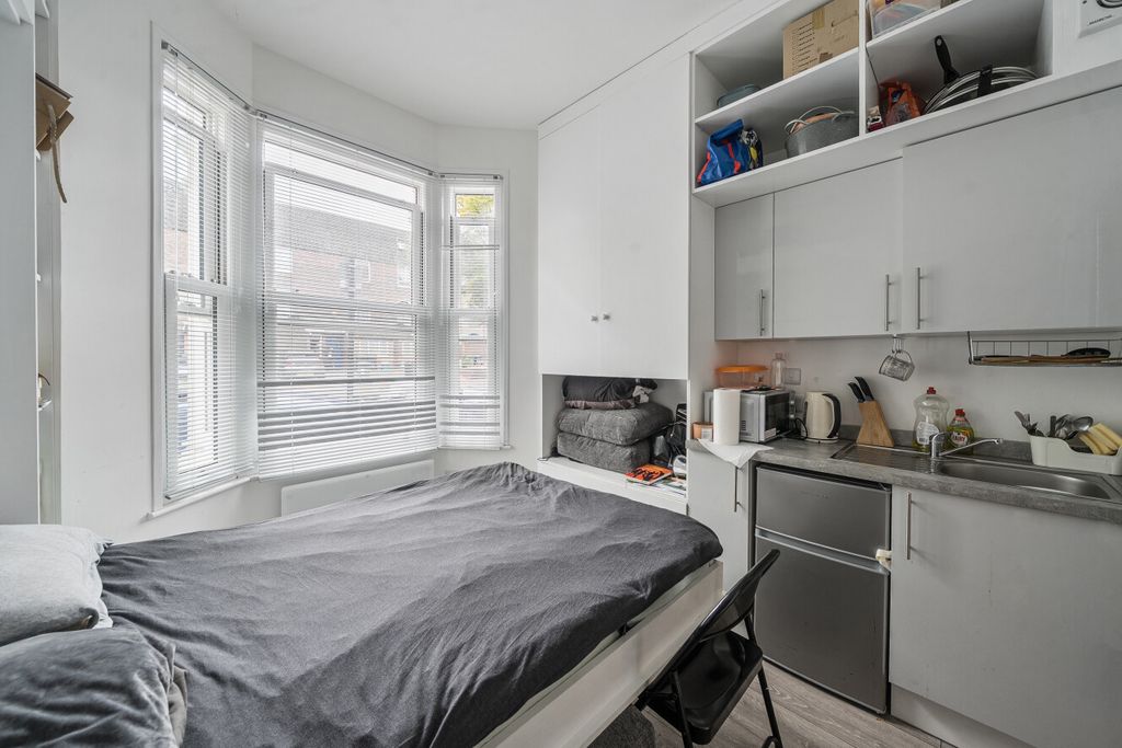 Property photo 1 of 13 1520748-2-6Aa4295...