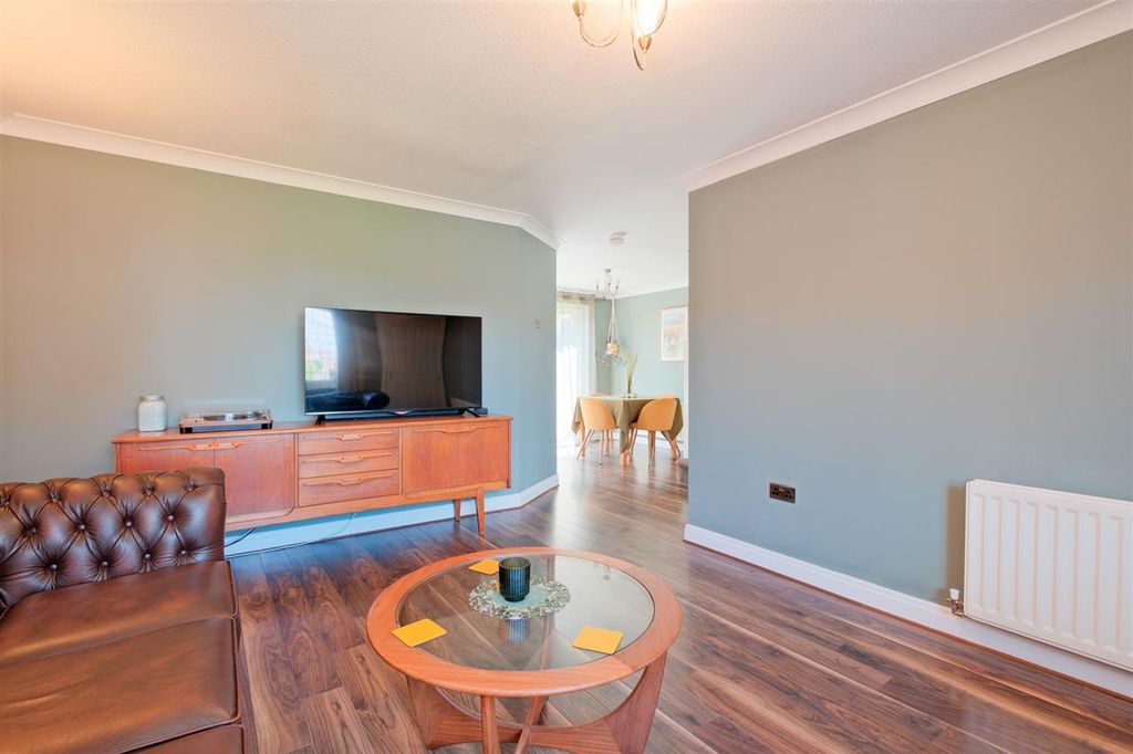 Property photo 3 of 30
