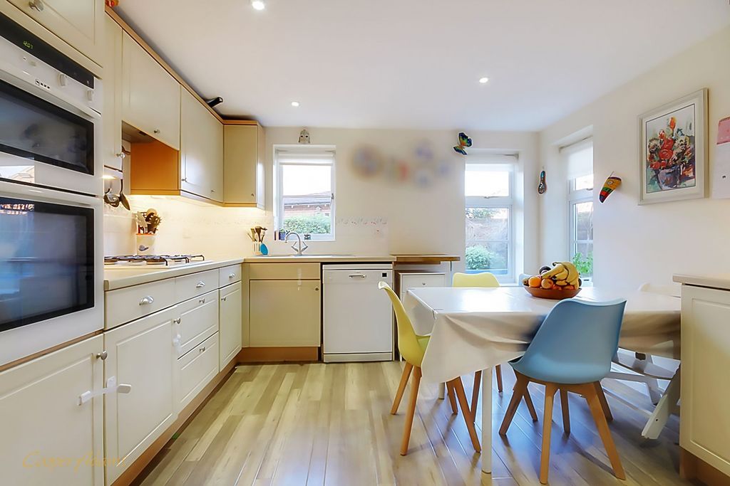 Property photo 3 of 14 Kitchen/Breakfast Room