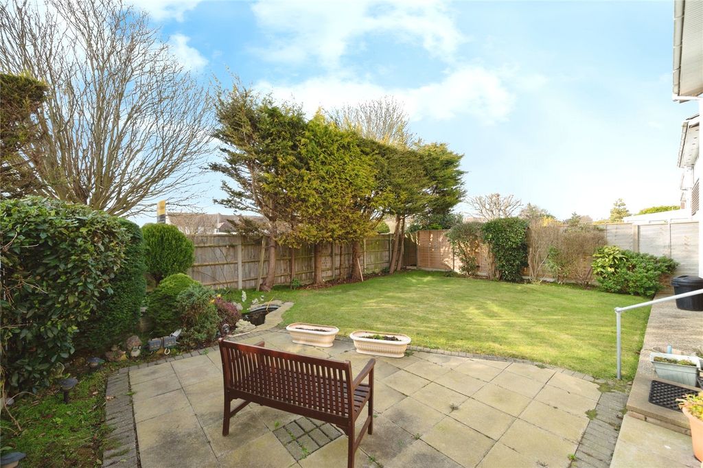 Property photo 2 of 13 Picture No. 20