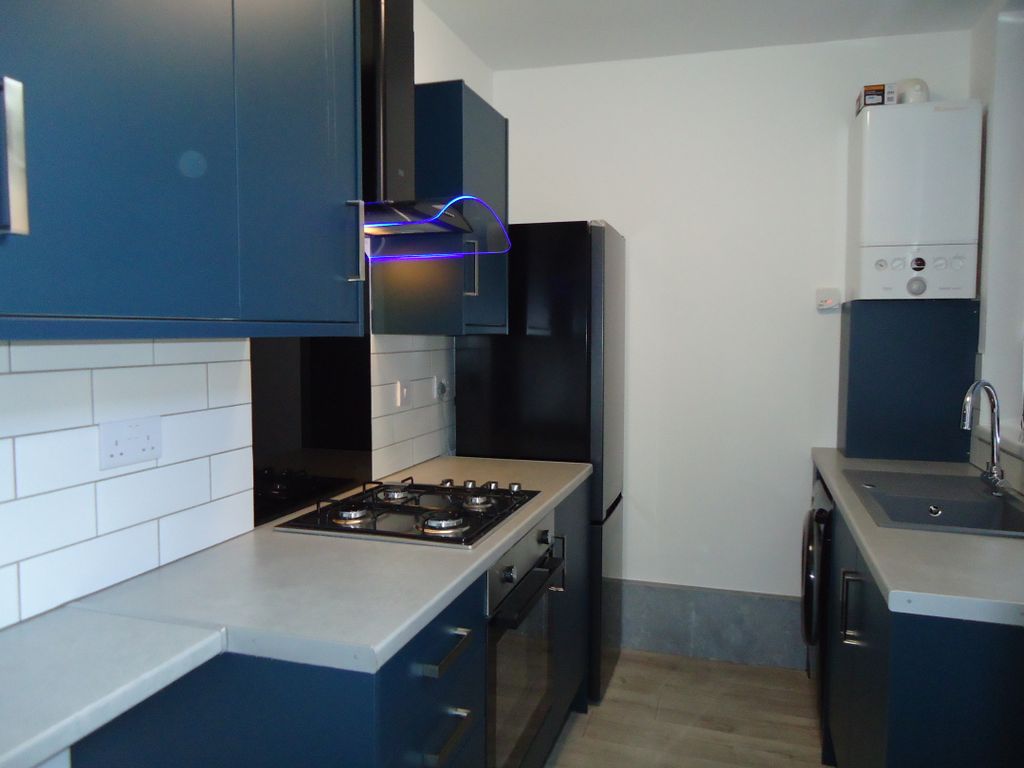 Property photo 3 of 13 Dsc01468