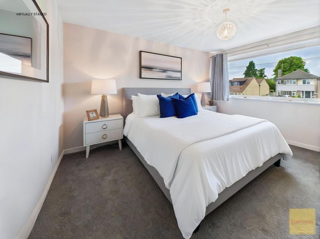 Property photo 3 of 17 Principal Bedroom