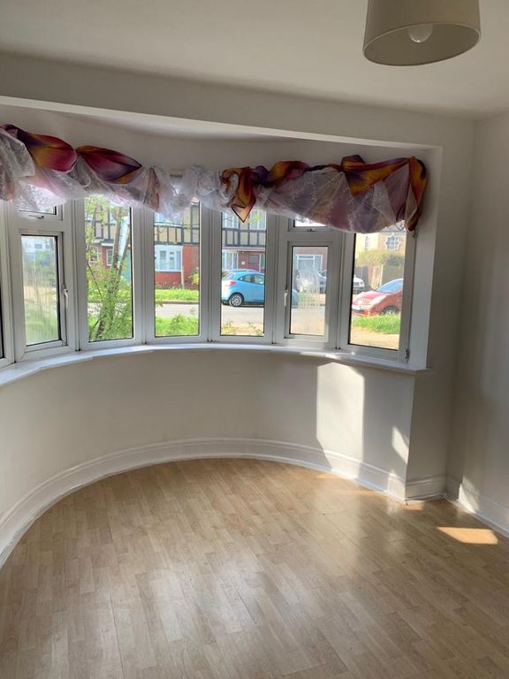 Property photo 2 of 13 Gallery