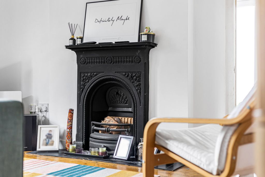 Property photo 3 of 19