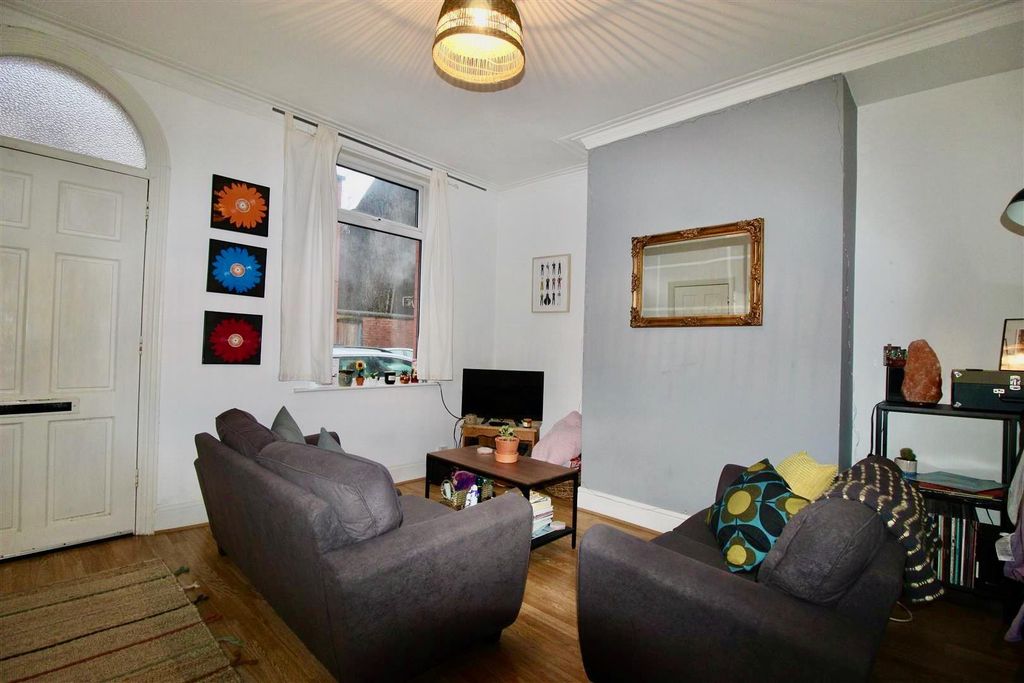 Property photo 3 of 11 Nkux3_Sm8Uw0Rfnfjv7Rwa (1).Jpeg