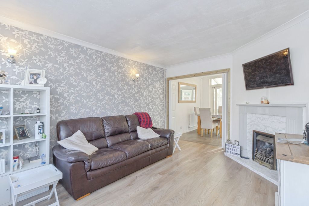 Property photo 2 of 15 Living Room