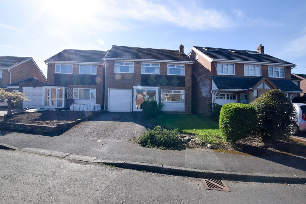 Property photo 1 of 17