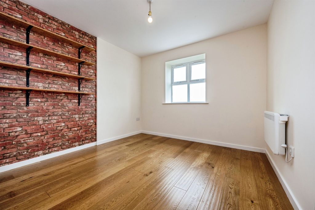 Additional image 14 of 4 bed penthouse for salePalgrave Road, Bedford MK42