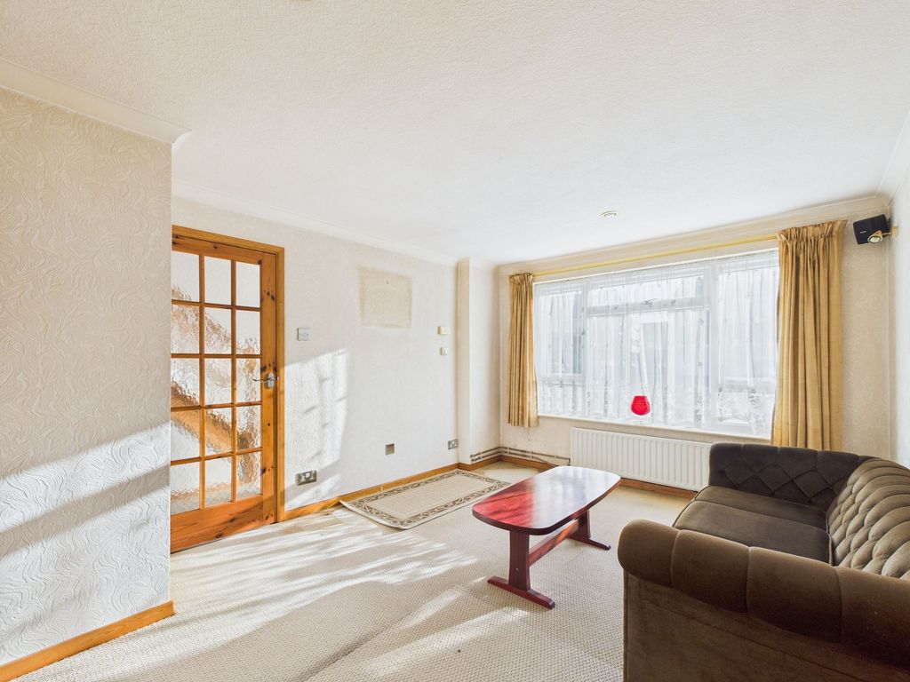 Property photo 3 of 15