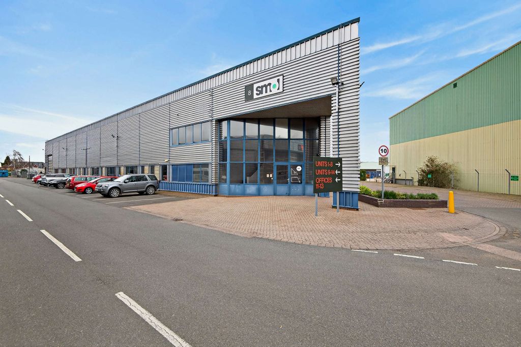 Property photo 1 of 9