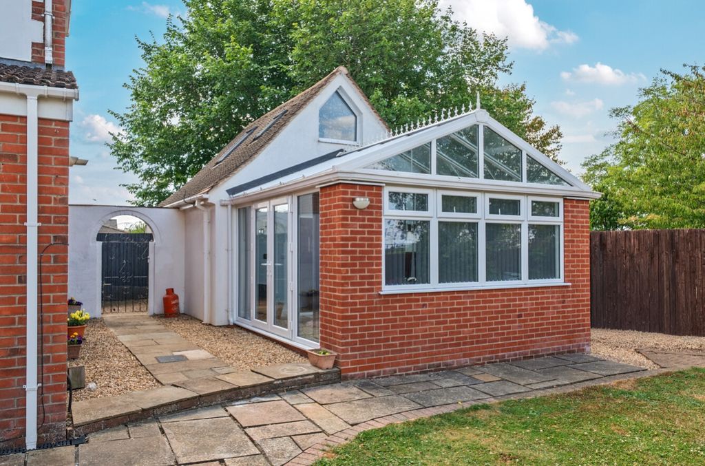 Property photo 3 of 33 1503222 (4)