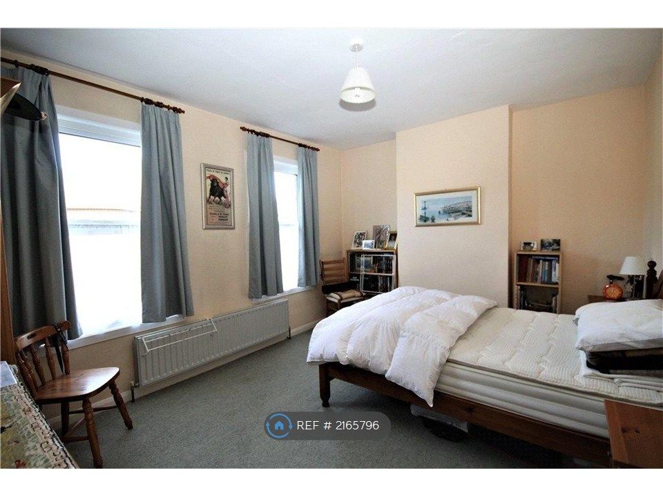 Property photo 3 of 8