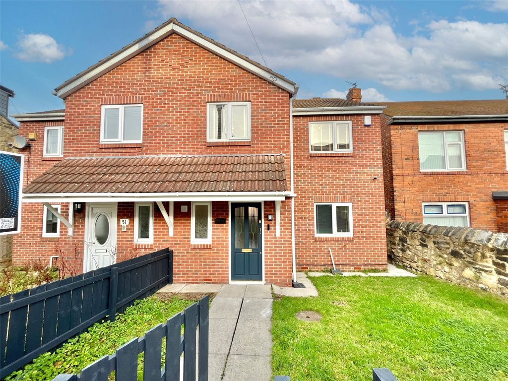 Property photo 1 of 12 External