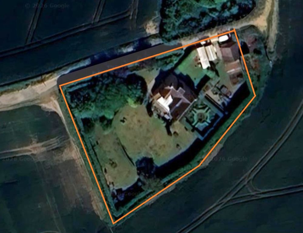 Property photo 2 of 82 Aerial 