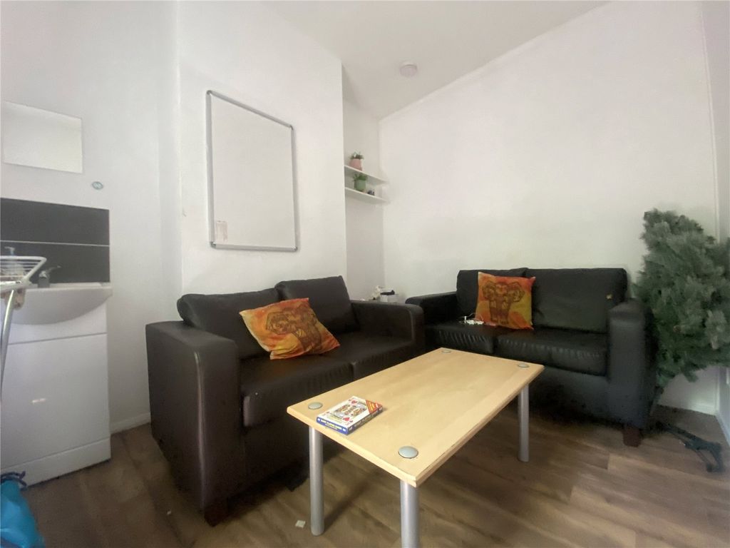 Property photo 2 of 9 Picture No. 09