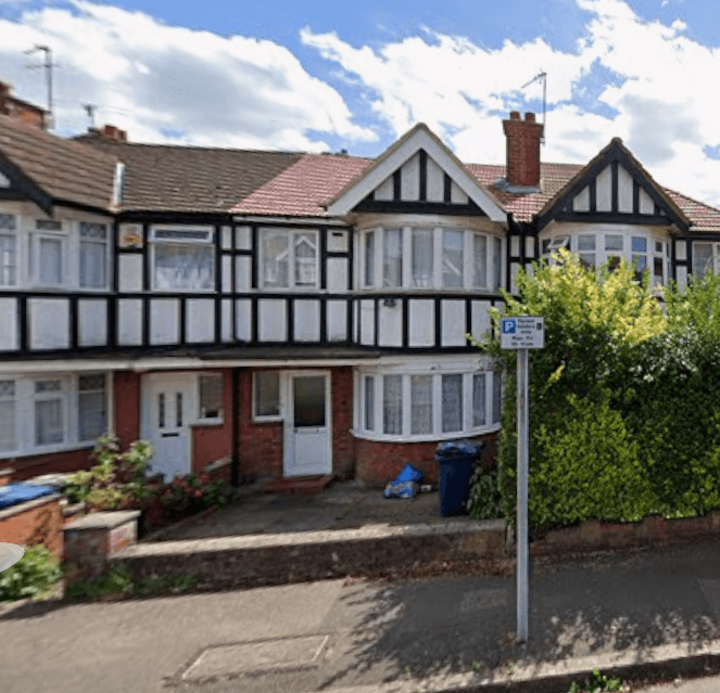 Property photo 1 of 7 Three-Bedroom Terraced House Â€“ Ryaners Lane, Harrow