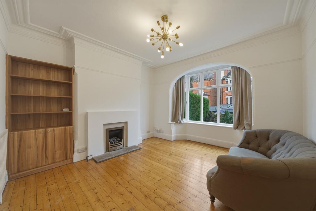 Property photo 2 of 23 Living Room