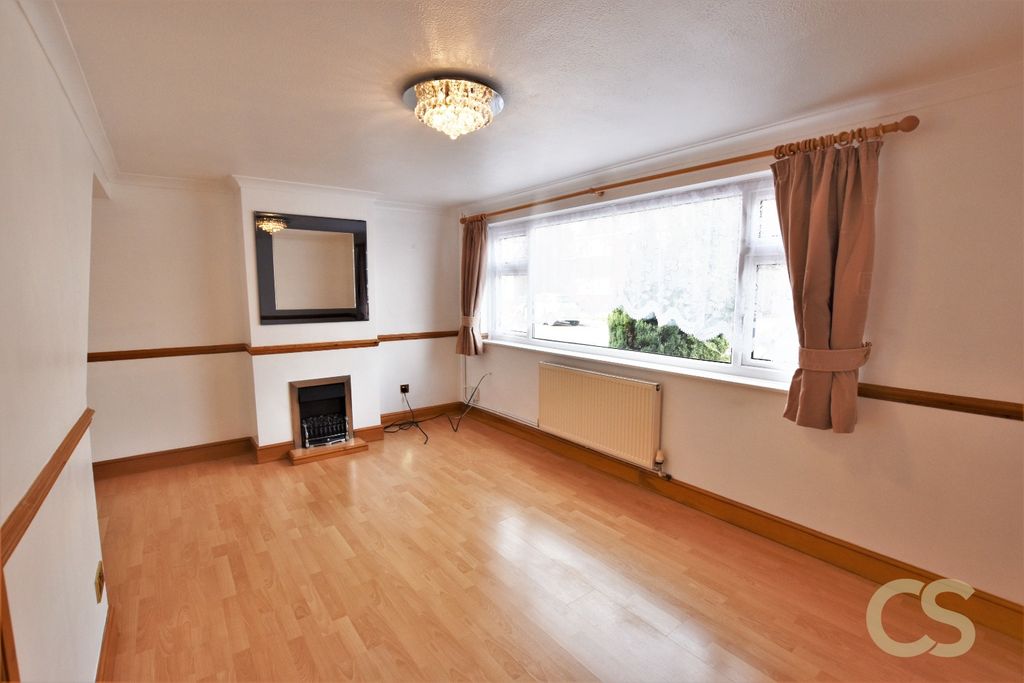 Property photo 2 of 9 4591691