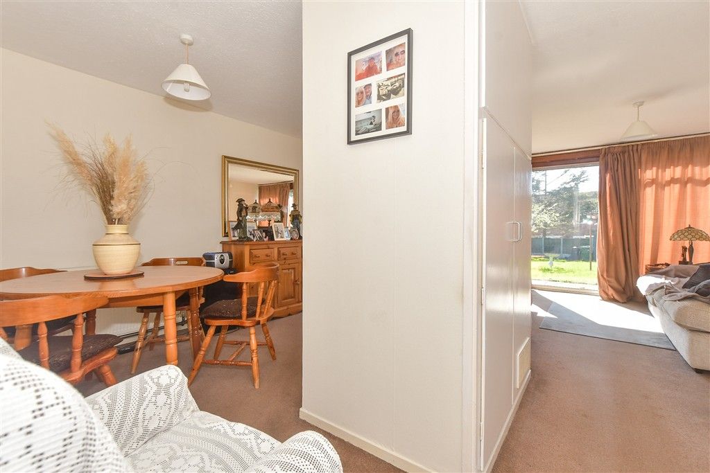 Property photo 2 of 10 Lounge/Diner