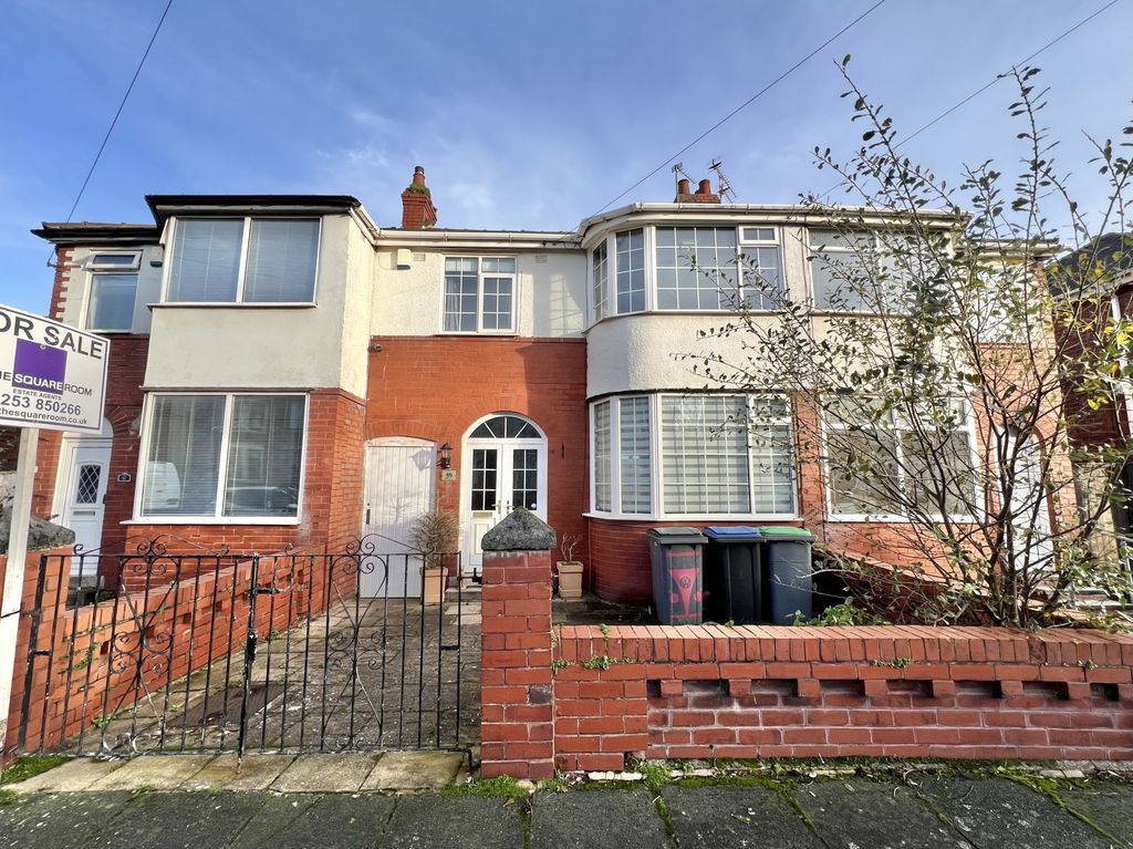 Property photo 1 of 22