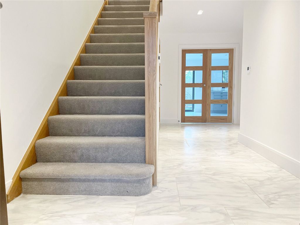 4 bed detached house for saleRolling Fields View, Newick Lane, Heathfield, East Sussex TN21 photo 4