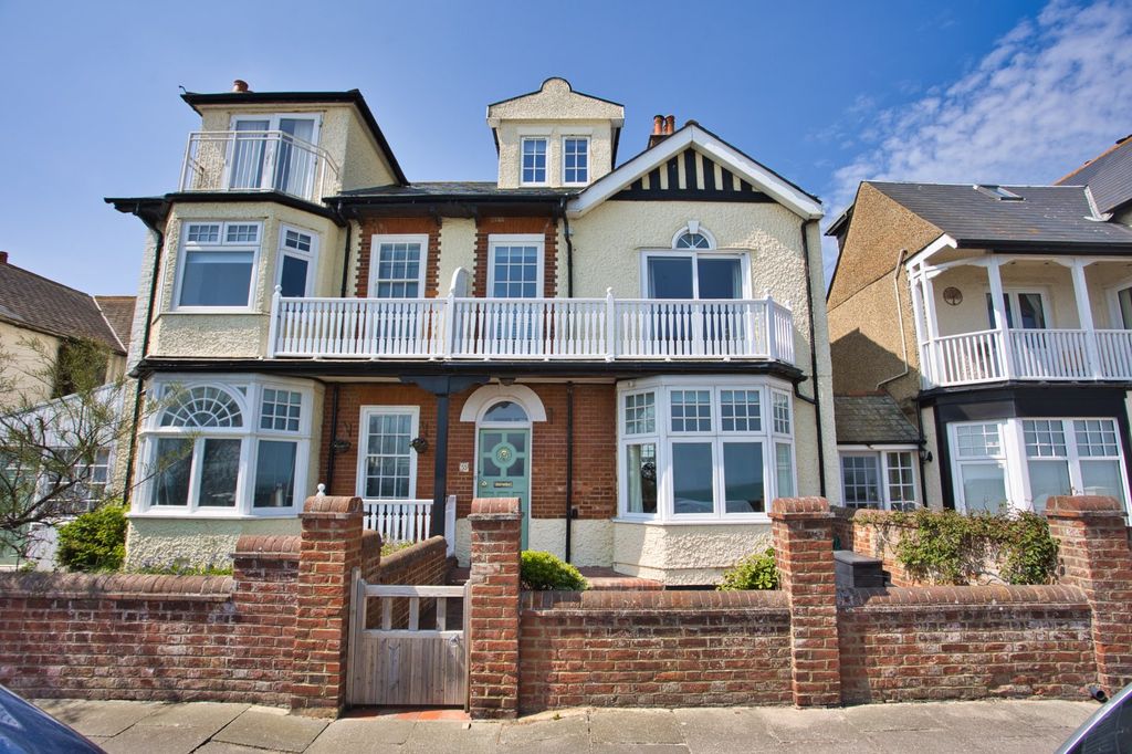 Property photo 2 of 28 Picture No. 88
