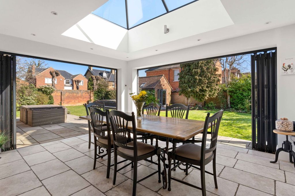 Property photo 3 of 64