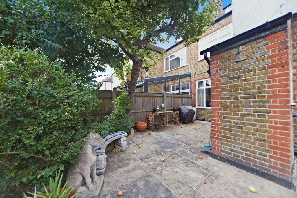 Property photo 2 of 18 Patio