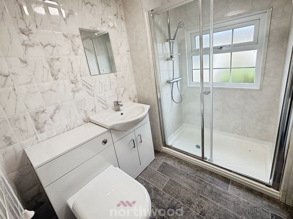 Property photo 3 of 25