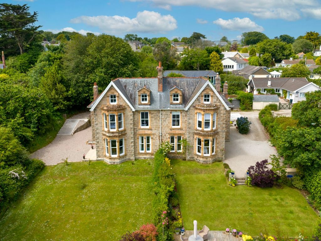 Property photo 2 of 27 Picture 2