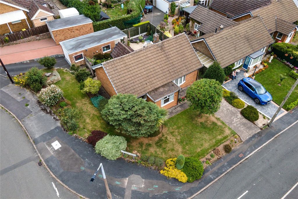 Property photo 1 of 31 Picture No. 06