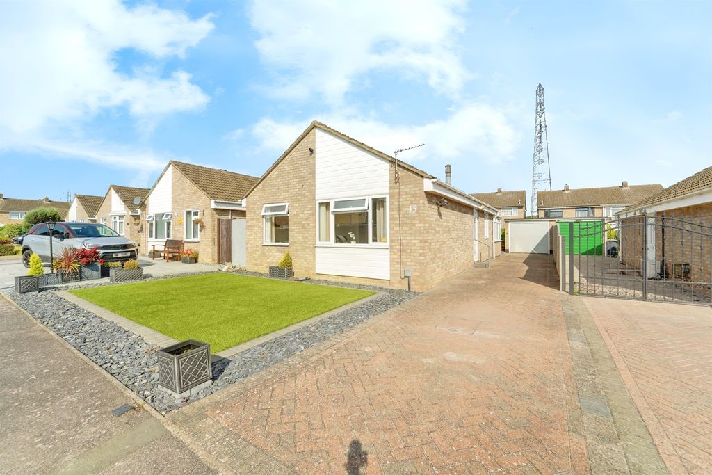Property photo 1 of 19
