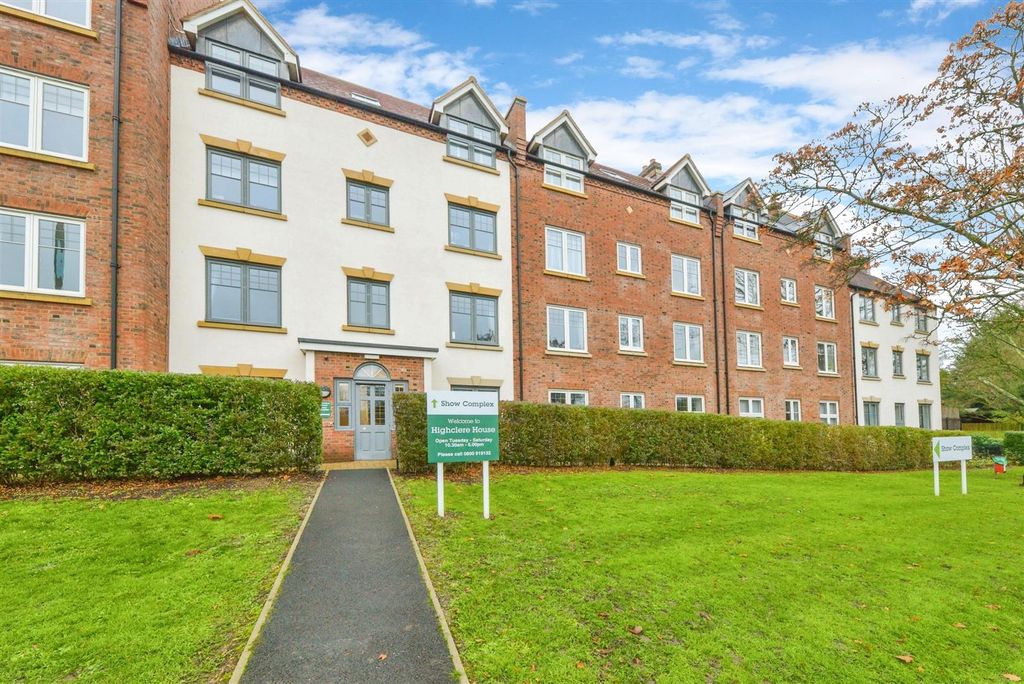 Additional image 18 of 2 bed flat for saleGreat North Road, Hatfield AL9