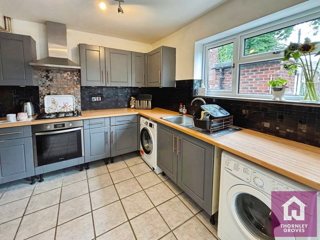 Property photo 2 of 15 Pbox-Img.Jpg