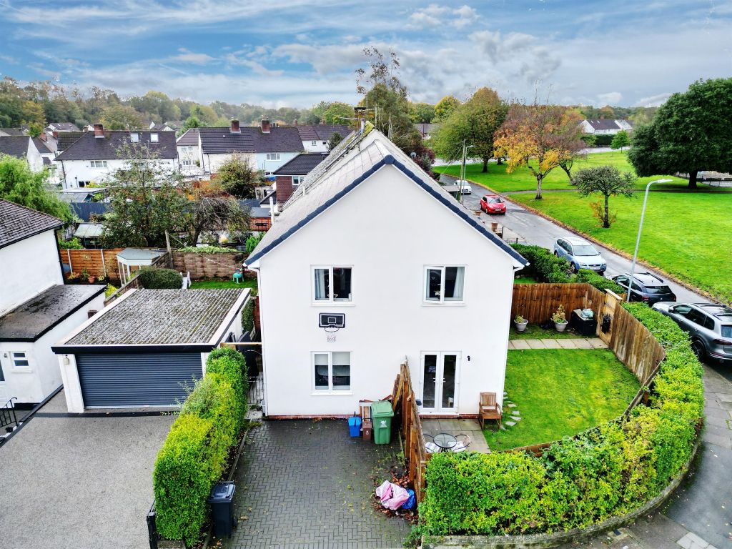 Property photo 2 of 20