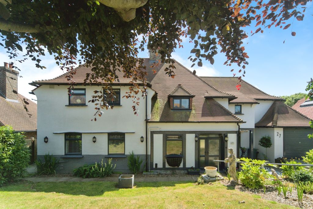 Property photo 1 of 30