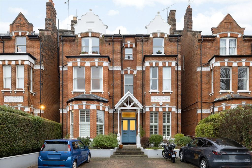 Property photo 3 of 17 Picture No. 05