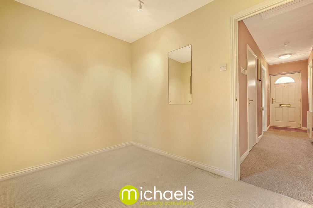 Property photo 2 of 23