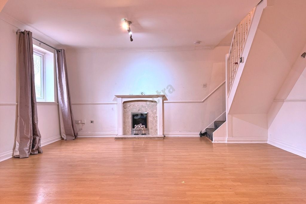 Property photo 3 of 7 Gallery