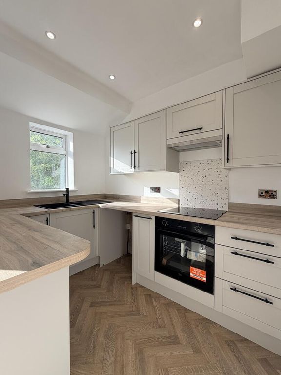 Property photo 1 of 34 Kitchen