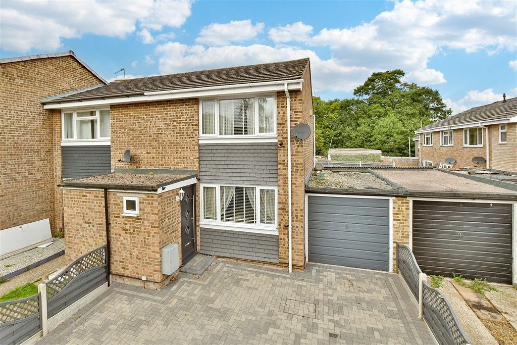 Property photo 1 of 12 External (Web) 1