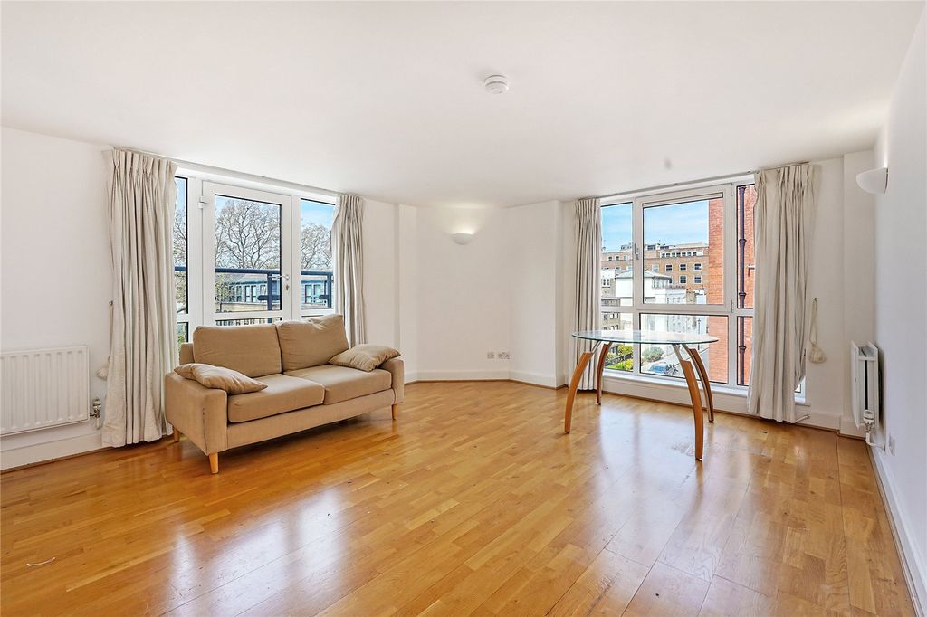 Property photo 1 of 18 Picture No. 11