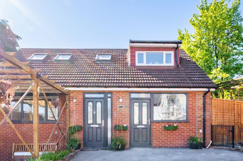 Property photo 1 of 3