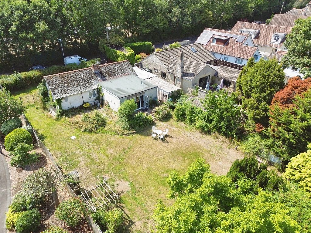 Property photo 2 of 21